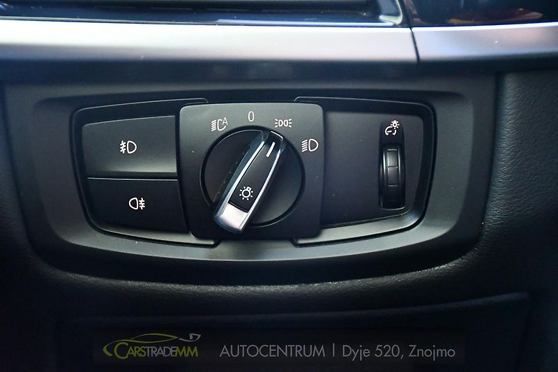 BMW X6 M50d HUD 360KAM ACC - fotka 27 z 57