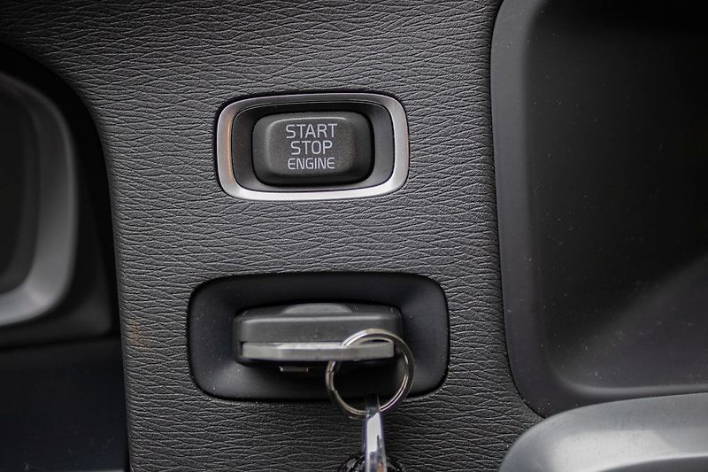 Volvo V60 - fotka 23 z 36