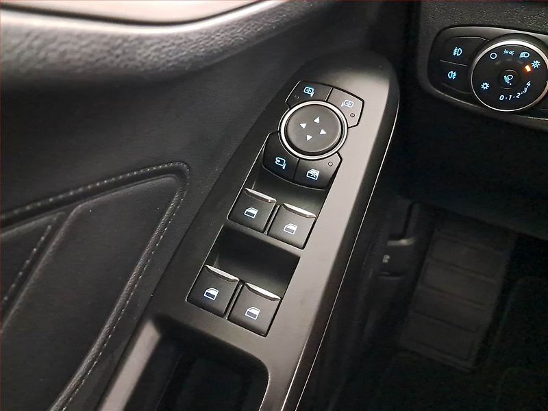 Ford Focus (2021) 1.5 EcoBlue, Automat, Navi - fotka 19 z 20
