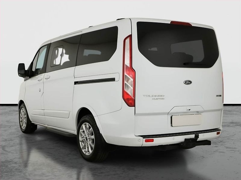 Ford Tourneo Custom (2023) Titanium 2.0 EcoBlue mHEV, ČR - fotka 4 z 14