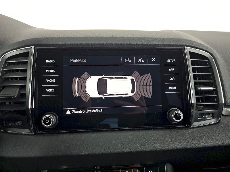 Škoda Karoq (2020) 1.5TSi 110kW Ambition Tažné - fotka 13 z 31