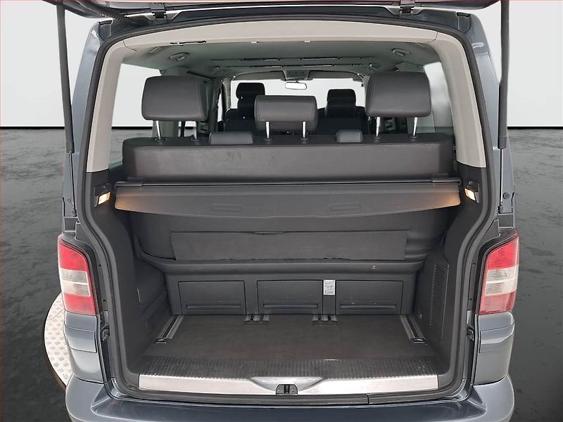 Volkswagen Multivan (2009) Highline 2.5 TDI 4Motion, 1Maj - fotka 14 z 15
