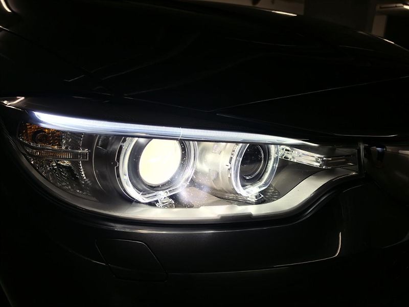 BMW Řada 4 (2015) 435ixDrive TOP CABRIO ČR 1.MAJ - fotka 42 z 48