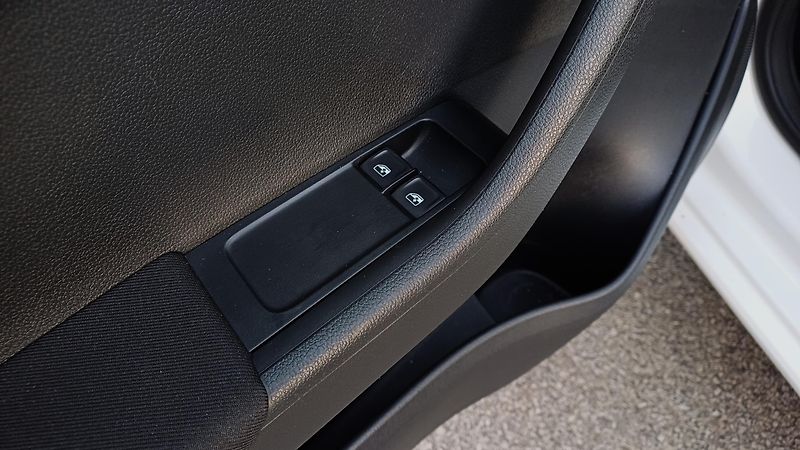 Škoda Fabia combi TSI 70kW-NAVIGACE-TZ-DPH - fotka 22 z 50