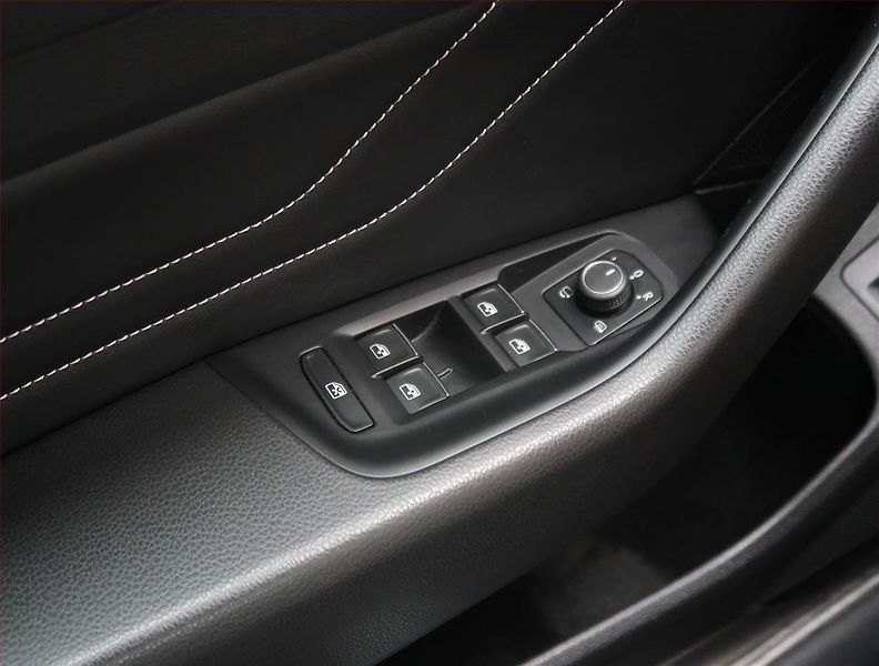 Volkswagen Arteon (2021) Elegance 2.0 TDI - fotka 21 z 27
