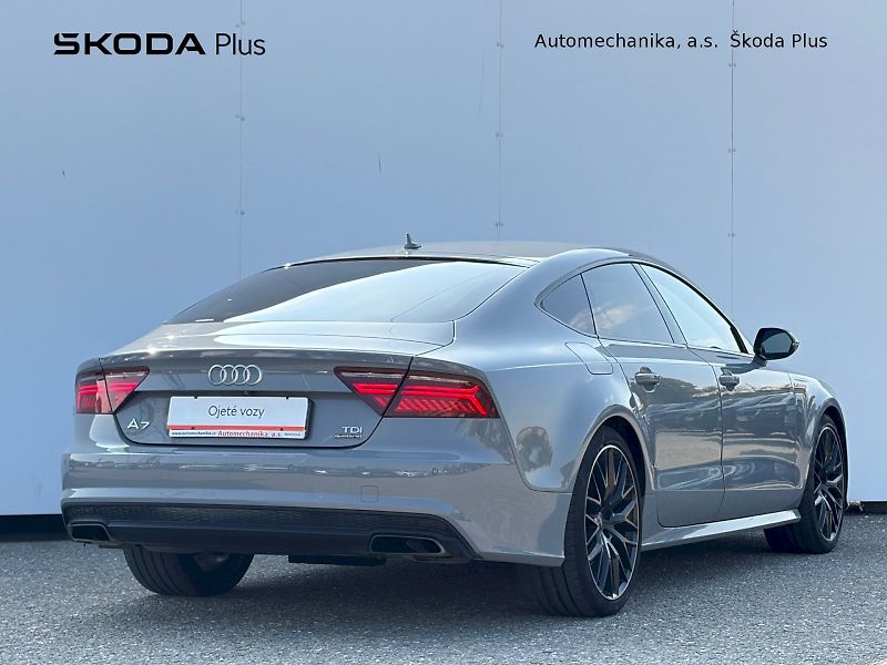 Audi A7 (2017) 3.0 BITDI QUATTRO S-LINE - fotka 2 z 30
