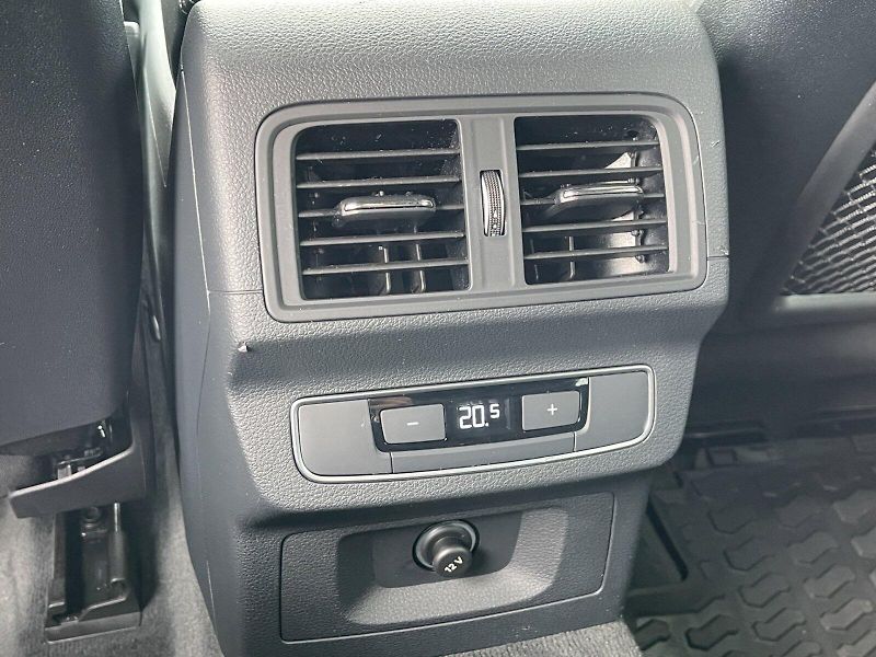 Audi Q5 (2022) Sportback 40 TDI 150 kW Quattr - fotka 25 z 35