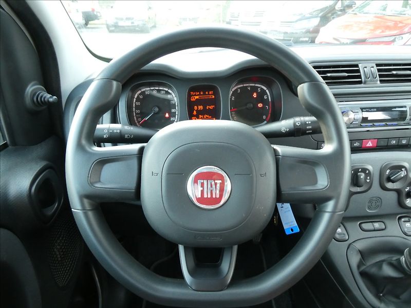 Fiat Panda 1,2 51 kW, po servise - fotka 27 z 37