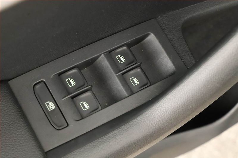 Škoda Octavia (2013) 2.0 TDI 4x4, 4X4, Navi - fotka 9 z 20