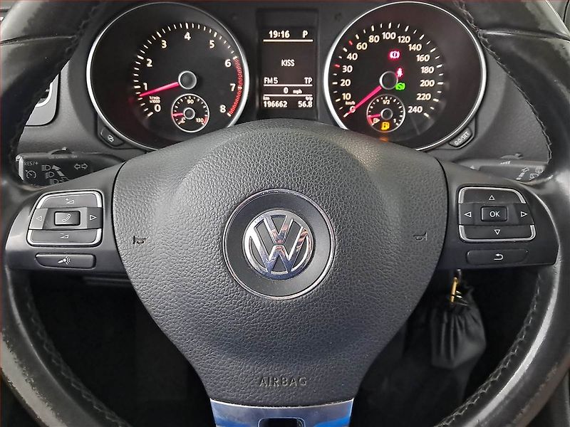 Volkswagen Golf (2009) 1.4 TSI, Automat, Xenony - fotka 17 z 17
