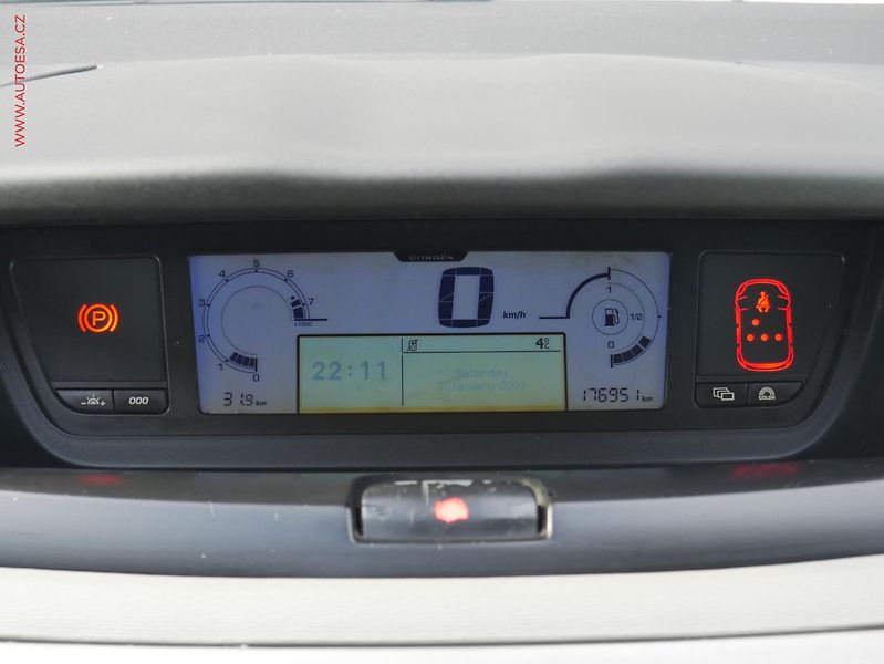 Citroën C4 Picasso (2007) 1.8i, ČR, Tempo - fotka 16 z 23