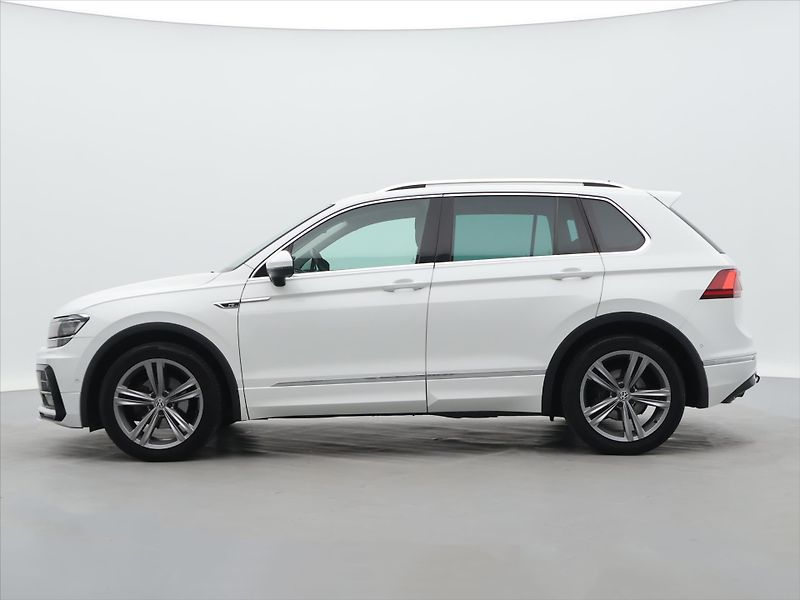 Volkswagen Tiguan 1,4 TSI DSG R-line matrix virt - fotka 4 z 36