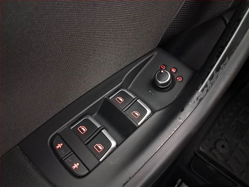 Audi Q3 (2014) 2.0 TDI, 4X4, Automat, Navi - fotka 18 z 20