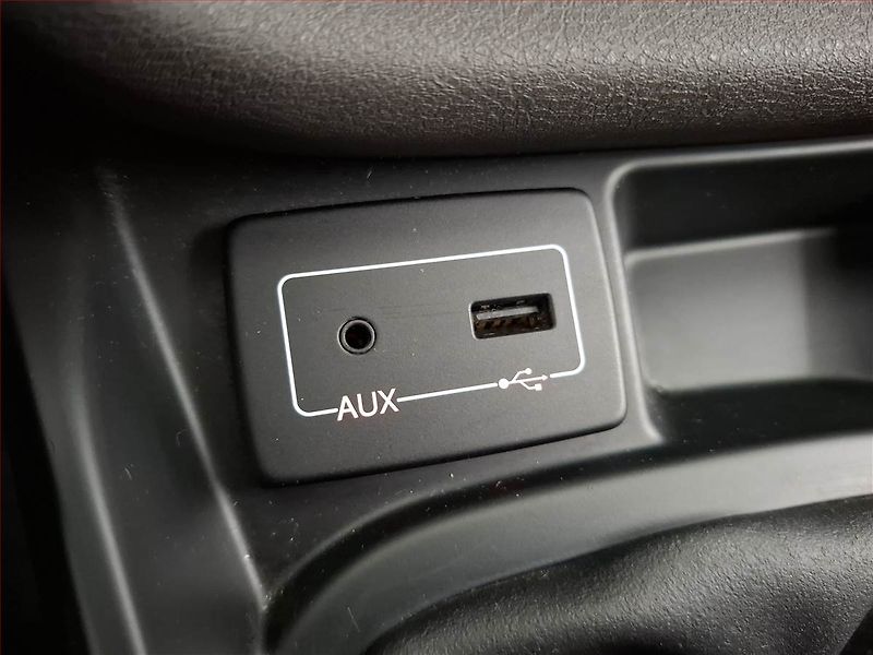 Fiat Dobló (2017) 1.4 T-Jet, 5Míst, ČR, 1Maj - fotka 16 z 16