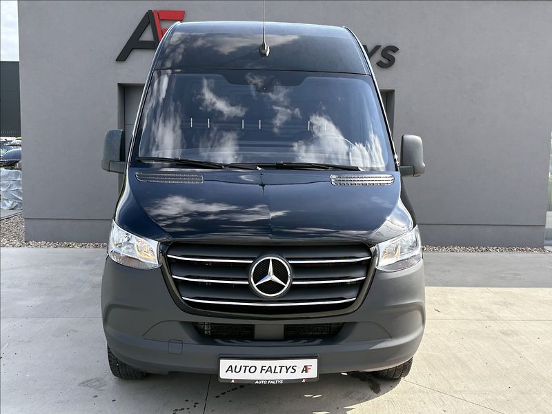 Mercedes-Benz Sprinter 2,0 - fotka 2 z 22