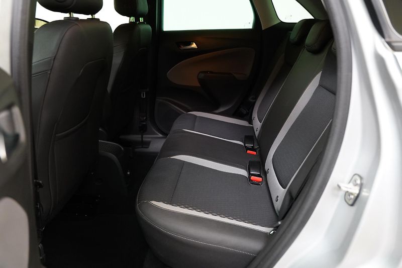 Opel Crossland X - fotka 24 z 25