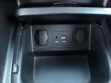 Kia Carens 1.6 i - náhled 23