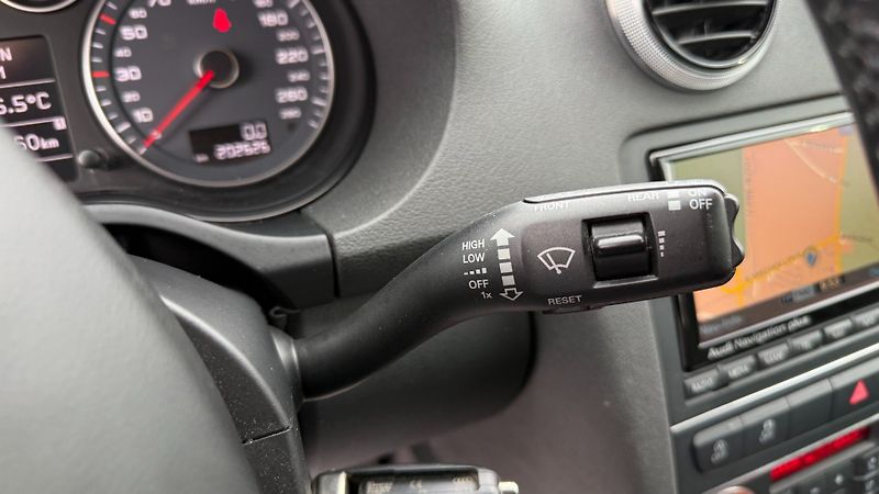 Audi A3 (2011) 1.4TFSi 92kW REZERVOVANO - fotka 15 z 25