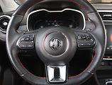 MG ZS (2023) Exclusive 1.0 Turbo, Automat - náhled 15