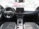 Hyundai i30 1,5 T-GDI M-Hev Style kombi - náhled 30