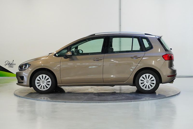 Volkswagen Golf - fotka 3 z 22