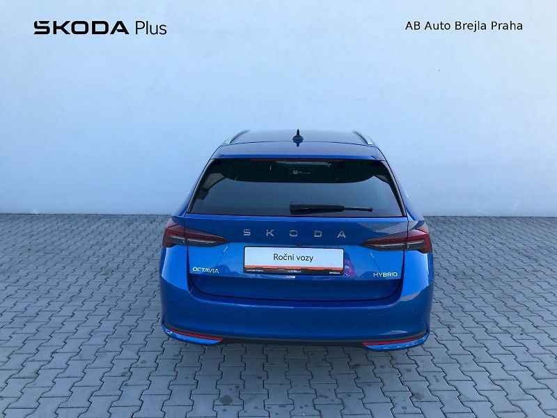Škoda Octavia (2025) COMBI TOP SELECTION 1,5 TSI M- - fotka 10 z 28