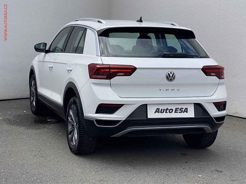 Volkswagen T-Roc (2020) 1.5 TSi, Highline, DSG, LED - fotka 6 z 18