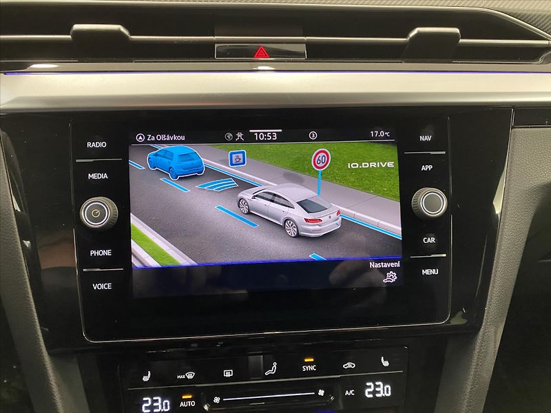 Volkswagen Arteon 2,0 TDi 147kW DSG R-LINE - fotka 18 z 28