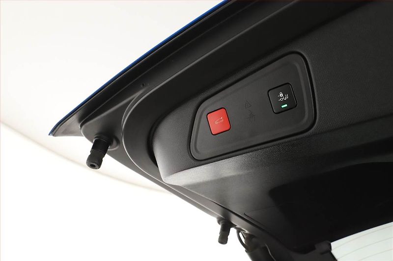 Peugeot 3008 (2021) 1.2 PureTech - fotka 17 z 20