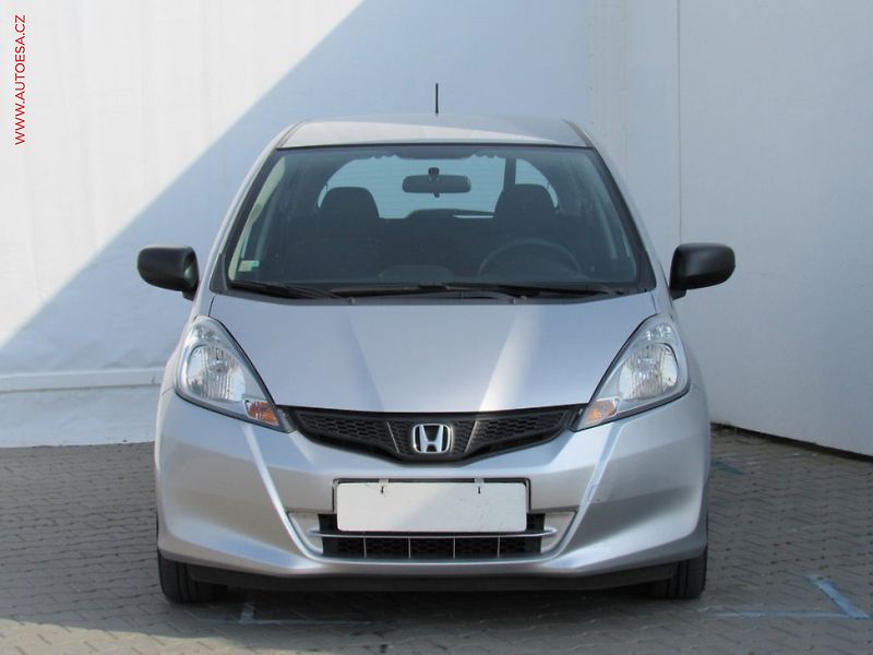 Honda Jazz (2011) 1.3, ČR, navi, AC - fotka 2 z 3