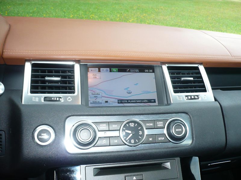 Land Rover Range Rover Sport (2012) Velmi zachovalý - fotka 13 z 19