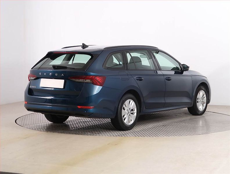 Škoda Octavia (2022) 2.0 TDI, Automat, Navi - fotka 5 z 22
