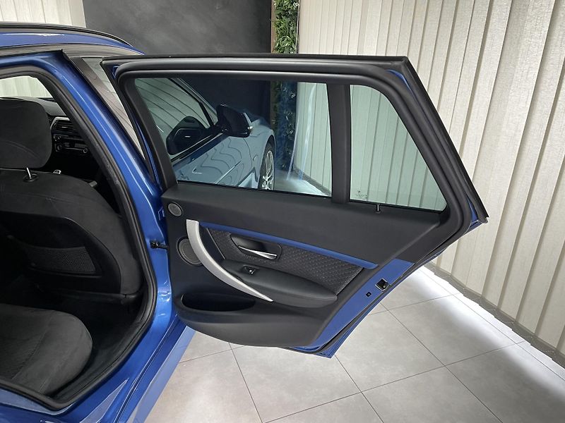BMW Řada 3 320 XD M-Paket ČR LED NAVI ACC - fotka 16 z 34