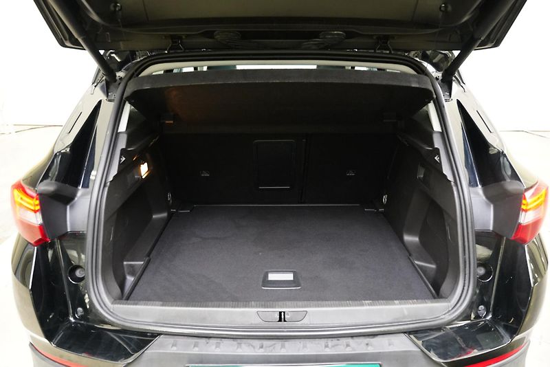 Opel Grandland X - fotka 26 z 27
