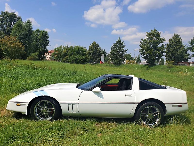 Chevrolet Corvette (1986) - fotka 4 z 26