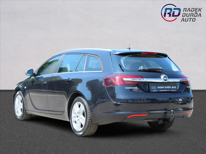 Opel Insignia 2,0 CDTi  NOVÉ V ČR,TAŽNÉ - fotka 7 z 25
