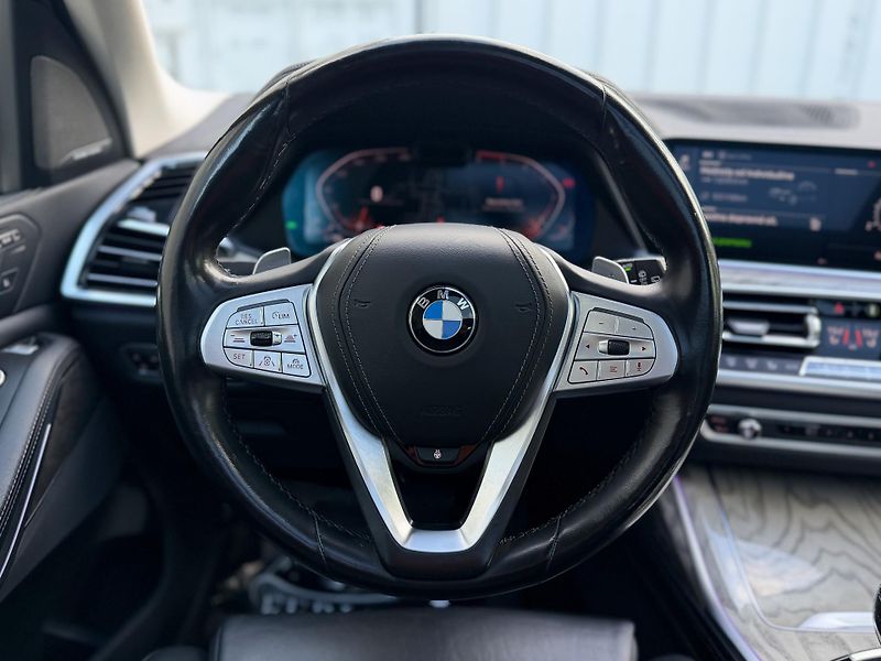 BMW X7 (2019) - fotka 24 z 25
