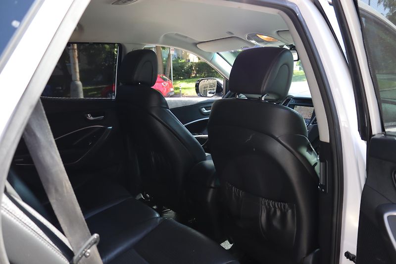 Hyundai Santa Fe Santa Fe 2.2 CRDi 4x4 ČR 1.MAJ - fotka 48 z 59