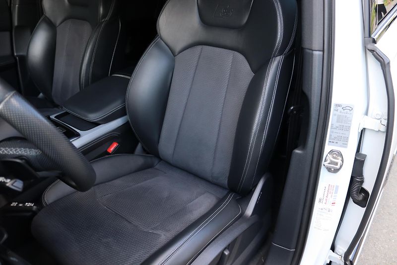 Audi Q7 NENÍ MOŽNÝ ODPOČET DPH - fotka 23 z 49