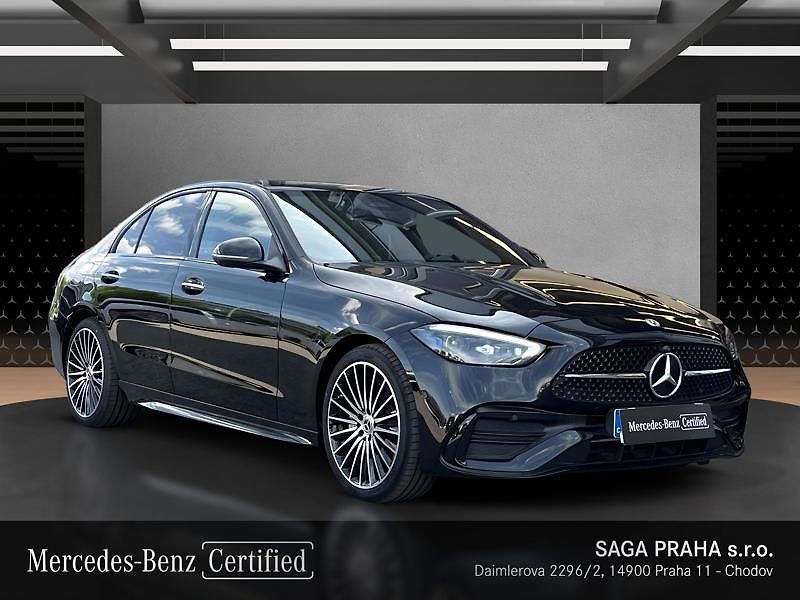 Mercedes-Benz Třídy C 200 AMG Night - fotka 8 z 18