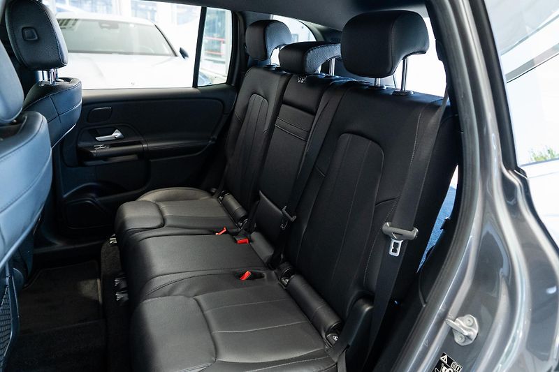 Mercedes-Benz GLB (2021) 200 d 4M/PREMIUM/360/MULTIBEAM - fotka 12 z 19