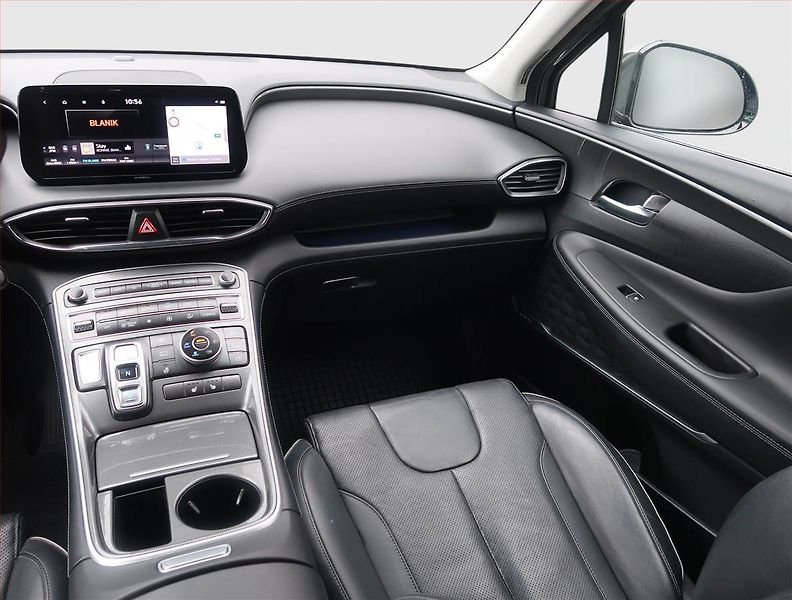 Hyundai Santa Fe (2022) Plug-in Hybrid - fotka 8 z 18