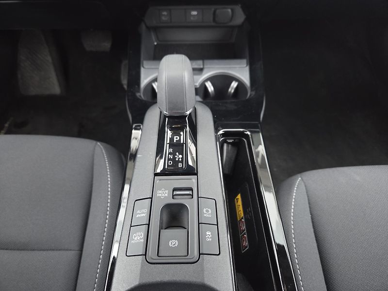 Toyota Prius (2025) 2.0 Plug-in Hybrid - fotka 15 z 17