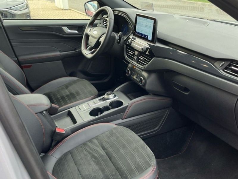 Ford Kuga 2.5HEV,140KW,CZ,AWD,SERVIS - fotka 13 z 21
