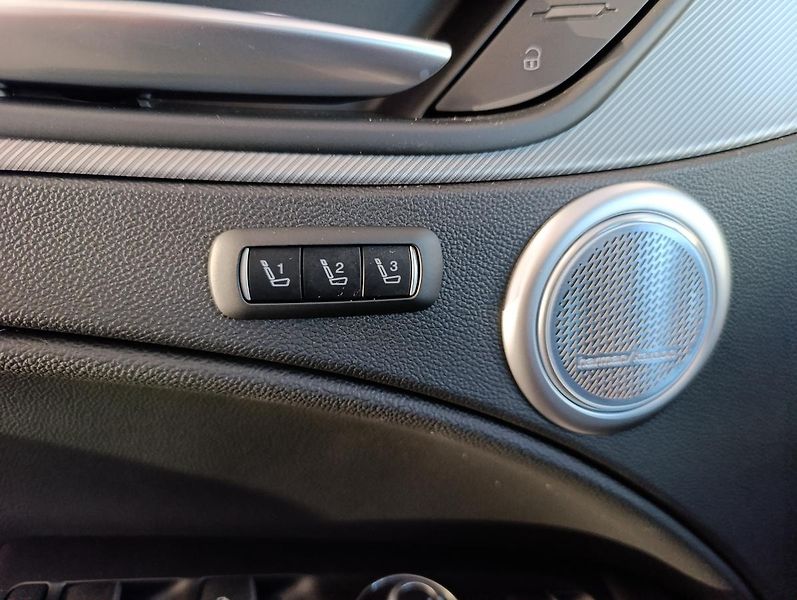 Alfa Romeo Stelvio Intensa 2,0Turbo 280k AWD - fotka 25 z 26
