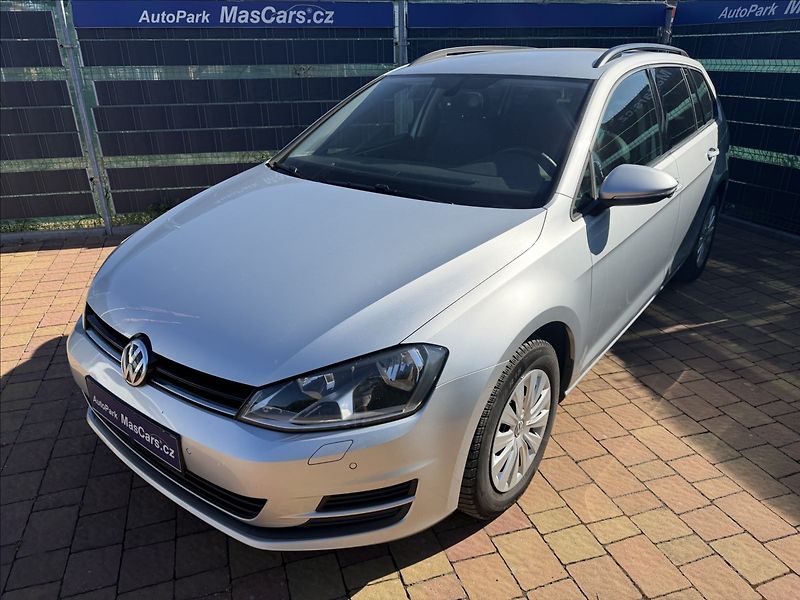 Volkswagen Golf Variant VII 1.6 TDI Comfortline - fotka 4 z 22