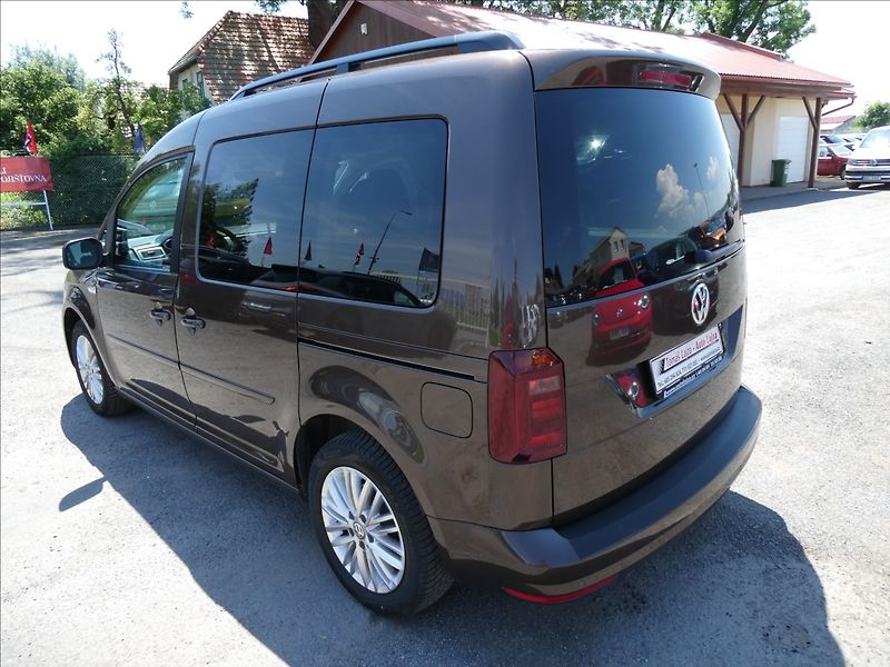 Volkswagen Caddy 1,4 TSi 92kW webasto, serviska - fotka 7 z 44