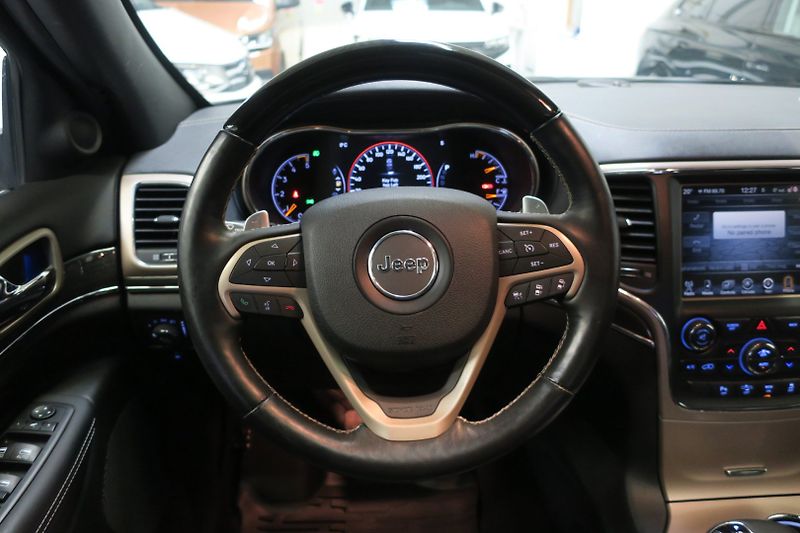 Jeep Grand Cherokee (2016) 3.0TD V6 140 kW ČR VZDUCH - fotka 14 z 50
