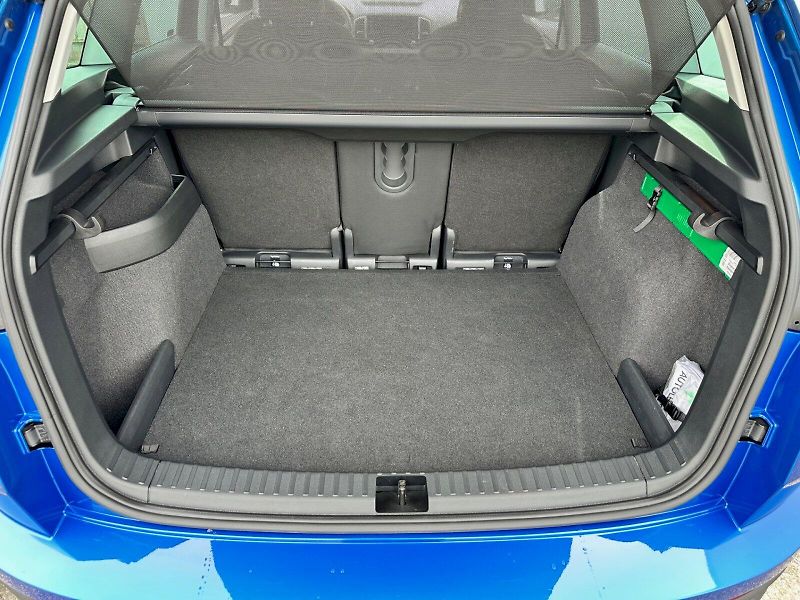 Škoda Karoq (2025) 2,0 TDI / 85 KW / Top Selectio - fotka 10 z 30