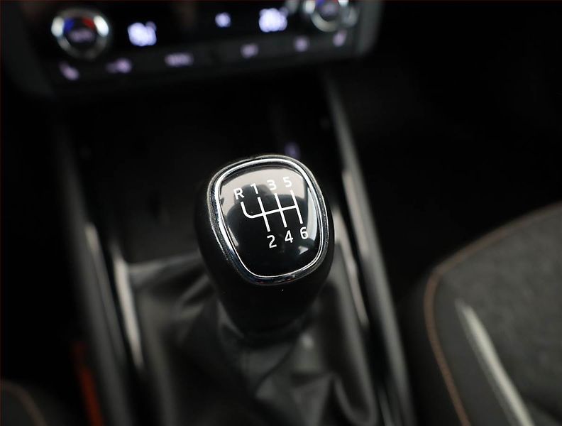 Škoda Scala (2021) Style 1.0 TSI, Serv.kniha - fotka 17 z 20